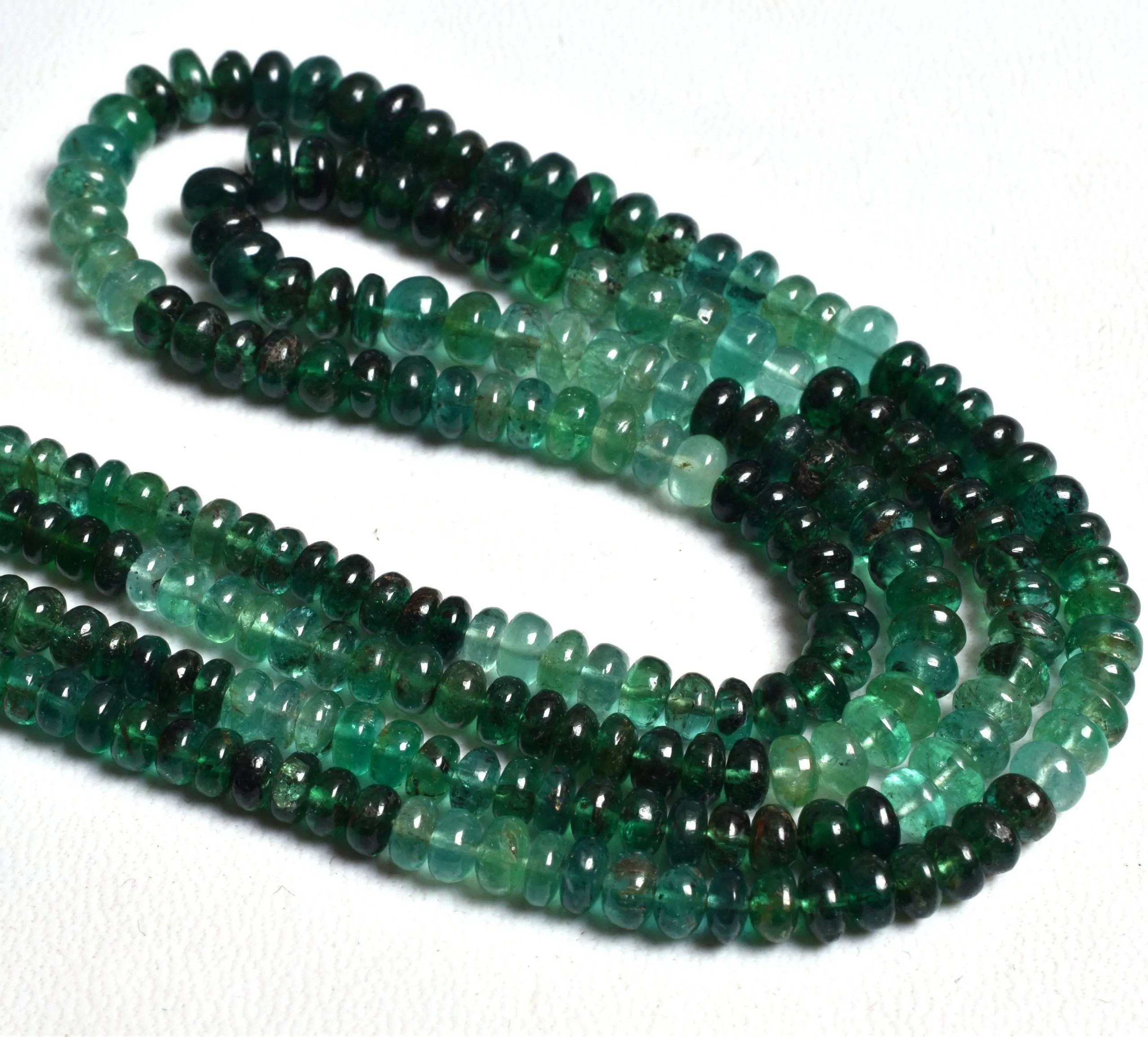 สีเขียว