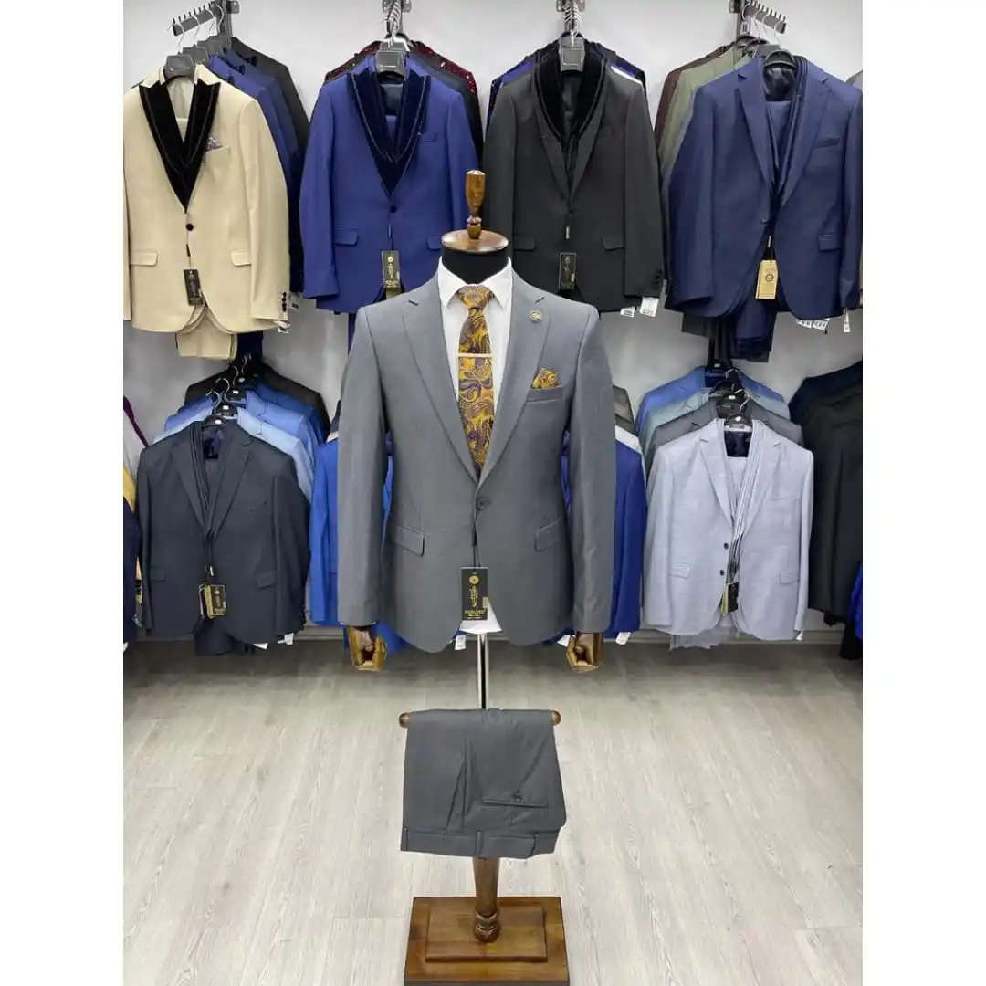 2 Stück Classic Size Suits Neuestes Design Cruvaze Style für sanfte Männer mit maßge schneider tem Abend anzug Hochwertiger Anzug