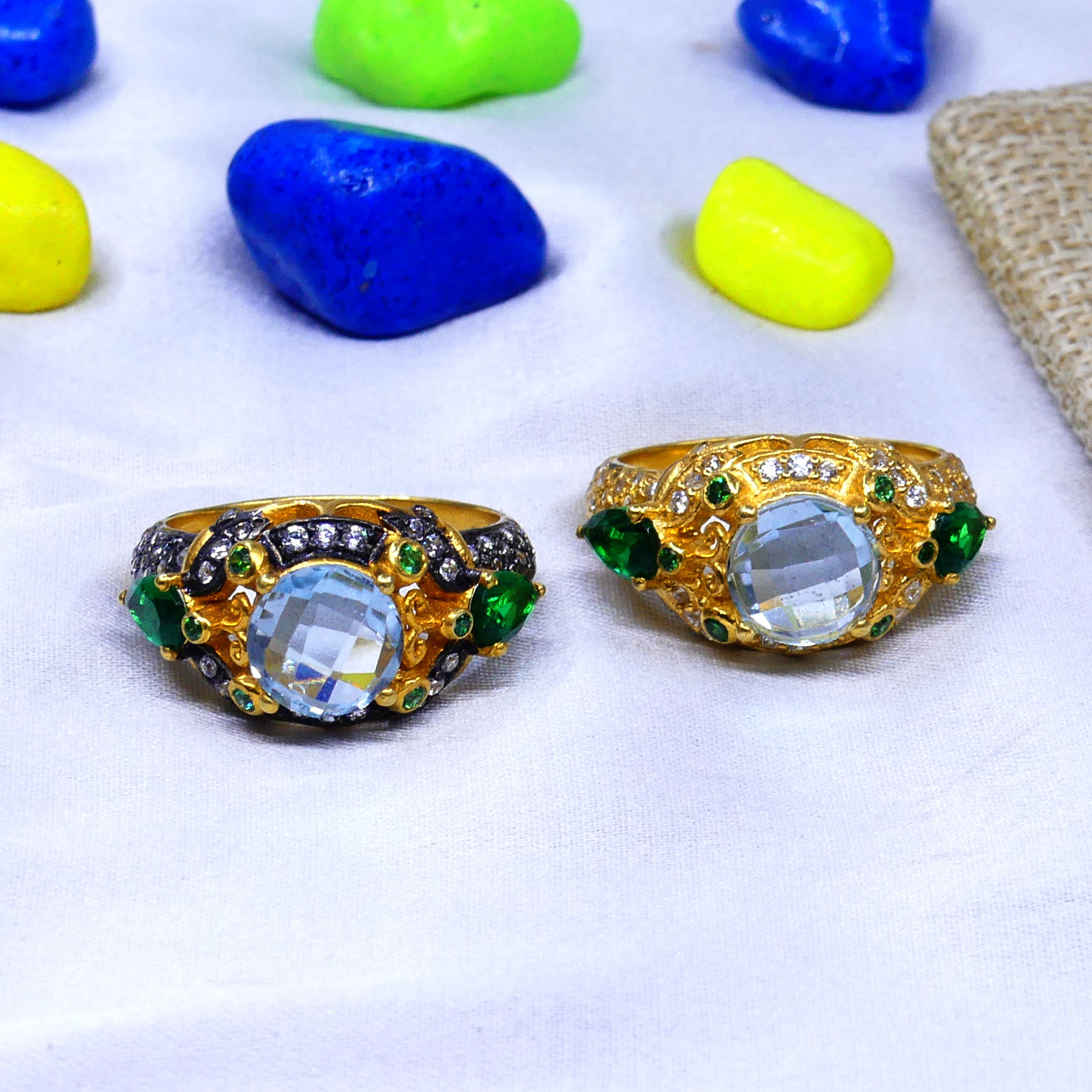 สีเหลือง