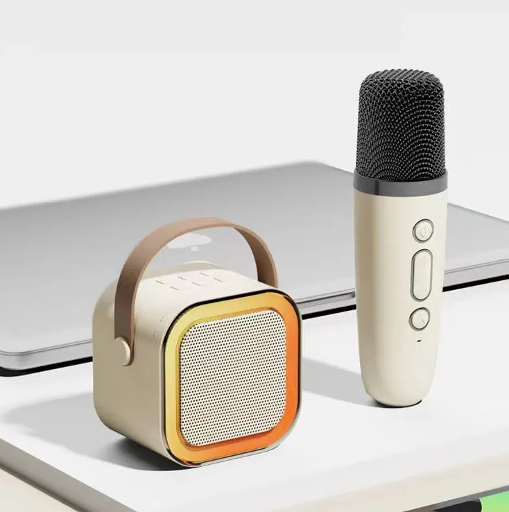 Speaker Karaoke tanpa kabel Mini portabel, pilihan modis 1 atau 2 mikrofon opsional dengan Mode pencahayaan Mode berubah suara
