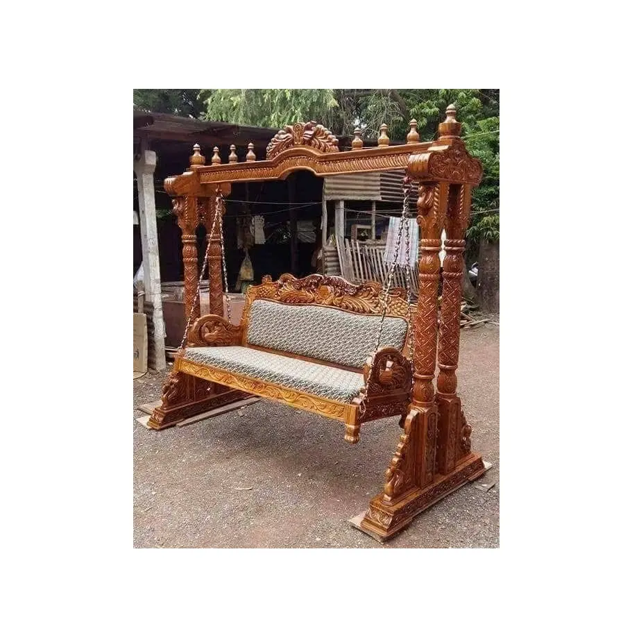 Balançoire indienne vintage et antique décorative royale sculptée en bois massif Rajasthani Jhoola pour la décoration intérieure