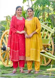 纯罗马真丝O领宝莱坞灵感开斋节 & 拉姆丹月特别三件套Salwar <span class=keywords><strong>Kameez</strong></span>批发价