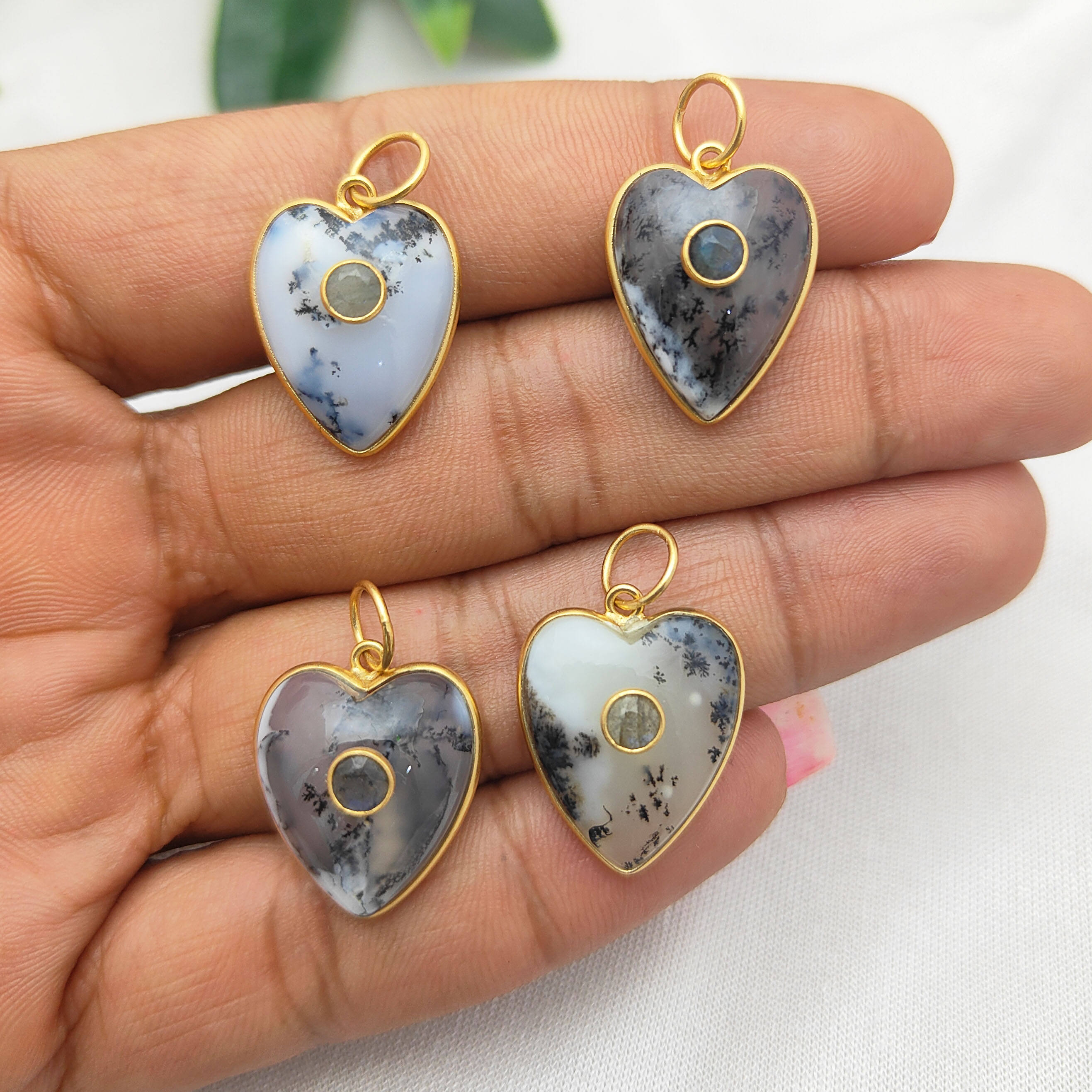 โอปอล Dendrite