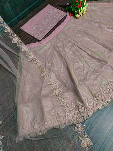 מעצב חדש חתונה ללבוש רקמה squnce lehengas choli עם דופאטה