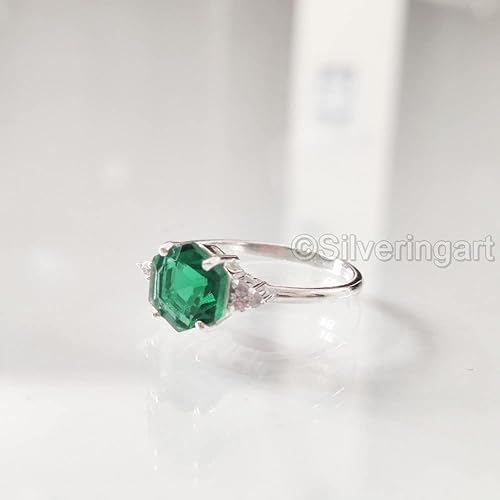 สีเขียว