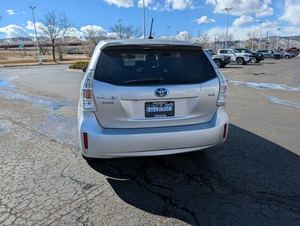2013 Toyota Prius v beş FWD kullanılan elektrikli hibrid araba 8L Turbo motor otomatik şanzıman ışık deri R18 alüminyum alaşım - Product Image 4