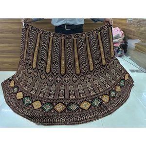 Rajwada tarzı ağır Jarkan çalışma Lehenga 4 metre Flair ve ağır bluz ile Set toptan ticaret tasarım ucuz fiyat - Product Image 3