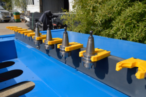 Enrutador CNC ATC de 4 ejes para carpintería, rotación de husillo de 180 grados