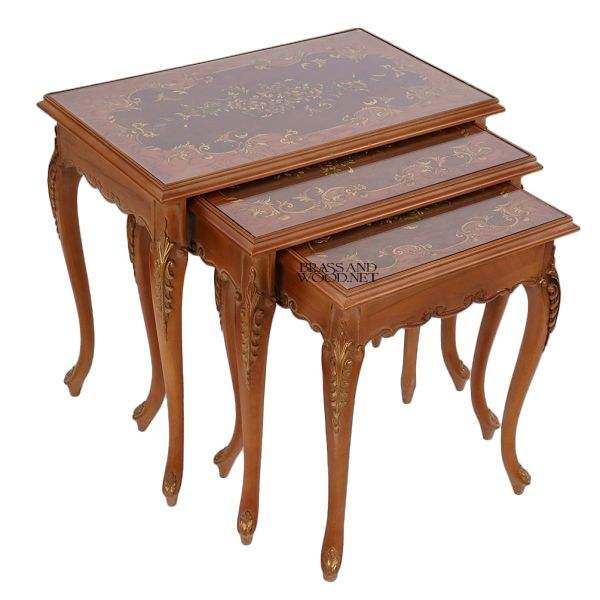 สีน้ำตาล