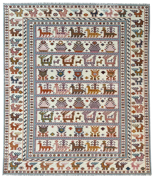 มีสีสัน