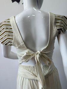 ビンテージ花柄コットンノースリーブトップスクエアネックショルダーネットホールデザイン刺繍ニット生地通気性