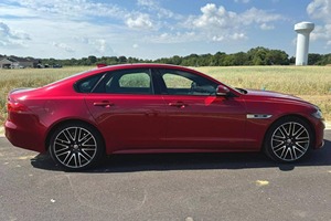 LHD / RHD kullanılan Jaguar XF 35t r-sport 2016 2017 2018 2019 2020 2021 2022 2023 - Product Image 5