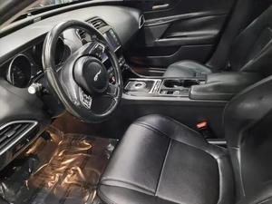 2017 Jaguar XE 25t - Product Image 4