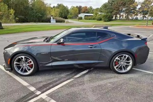 נטו בשימוש 2017 chevrolet camaro ss קופה 7000 מיילים מייל מהדורה 50 שנה 455-כ "ס 6.2 ליטר
