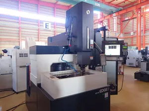 Gran máquina automática de segunda mano Universal Metal Smart Mini Cnc Torno Procesamiento