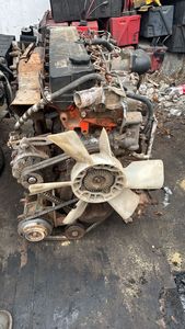 Fabrika fiyatlı kullanılan dizel motor 6HE1 komple Isuzu KAMYON PARÇALARI 6 silindir modeli 4JA1 4 silindir modeli 4JB1 benzin yakıt tipi - Product Image 5