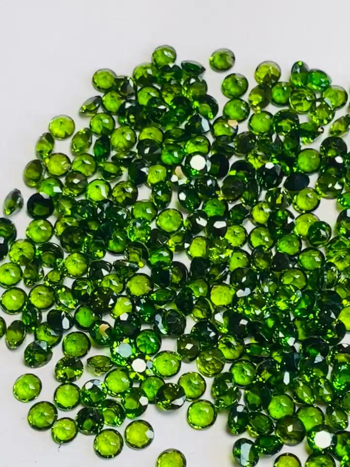 สีเขียว