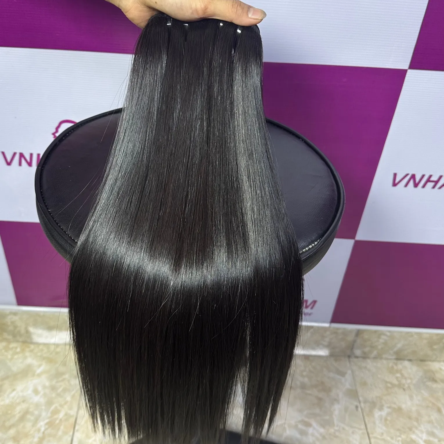 Hermosas extensiones de cabello liso de hueso Artículo más vendido La mayoría de los vendedores de cabello de paquete brillante, cabello crudo vietnamita, pelucas de cabello
