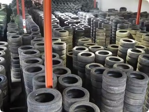סיטונאי תווית פרטית אישית יד שנייה בשימוש אופנוע גומי משאית טרקטור צמיגה <span class=keywords><strong>16.5</strong></span>/85-28 צמיג טרקטור משאית שחורה