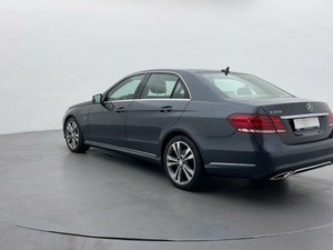 MER CEDES BENZ E300 AMG V6 2017 kullanılmış GCC - Product Image 4