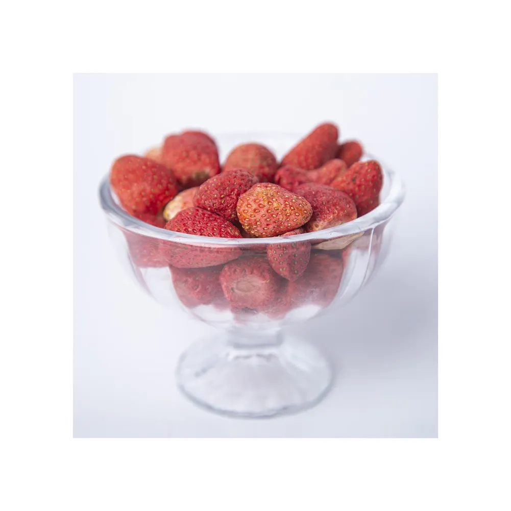 Fragole congelate fresche senza conserve senza conserve sapore di fragola selvatica all'ingrosso fragola liofilizzata intera FD Frozen stra