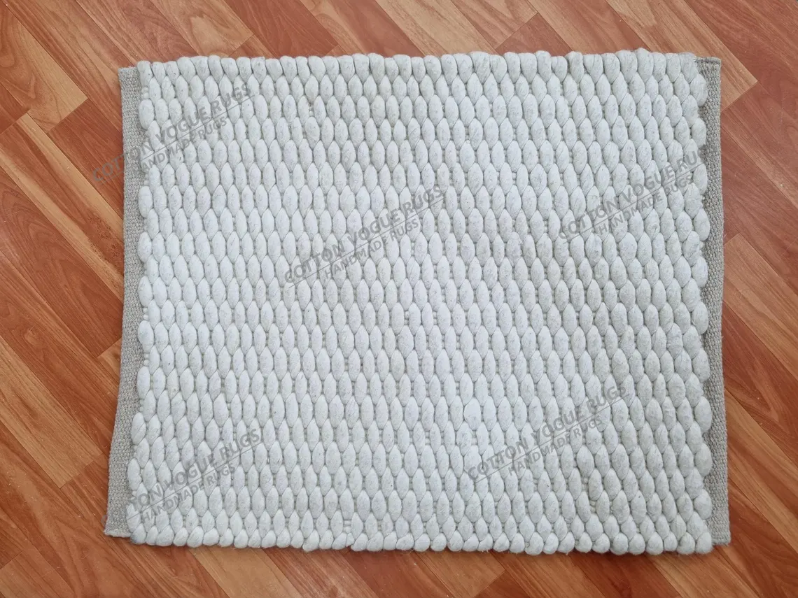 Identique à l'image