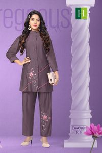 Yeni tasarımcı Modern giyim koleksiyonu mükemmel kalite roma ipek kumaş co-ord Set nakış iş hint iç<span class=keywords><strong>in</strong></span> üretilen <span class=keywords><strong>Surat</strong></span>