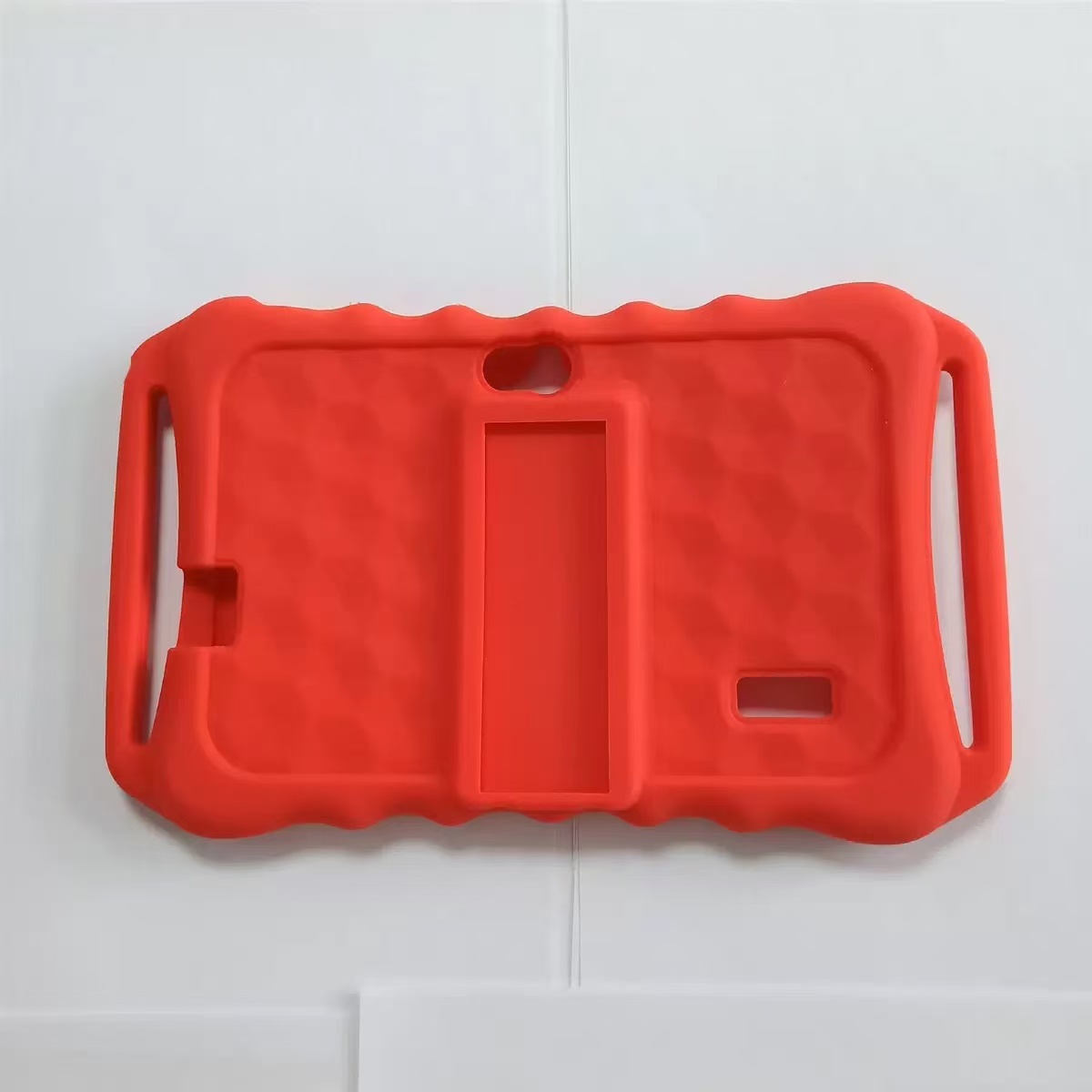 Avec le cas antichoc rouge d'EVA