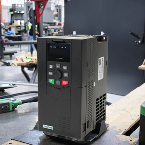 Vektors teuerung 50/60Hz Frequenz umrichter 4kW 220V 380V Frequenz umrichter für Wasserpumpen lüfter