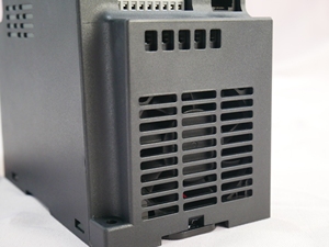 3 fazlı 380v 380v 2.2kw vfd ac senkron jeneratör üç fazlı invertör frekans dönüştürücü İnvertörler dönüştürücüler motor - Product Image 4