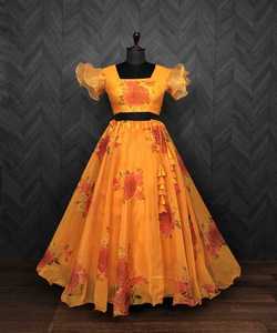 אוסף Lehenga <span class=keywords><strong>Choli</strong></span> מושלמות בגודל פלוס מתאים להחמאה לכל סוגי הגוף קותור גרדאר להנגה צ'ולי ייחודי