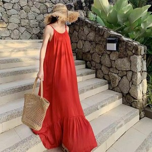 אטרקטיבי אדום Boho <span class=keywords><strong>Hippie</strong></span> קיץ החוף ללא משענת שמש שמלות נשים מקרית ספגטי רצועת צבע רגיל ארוך מקסי שמלה