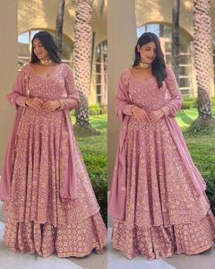 优质面料Lehenga Choli人造乔其纱，带重绣5毫米序列，带绣花袖