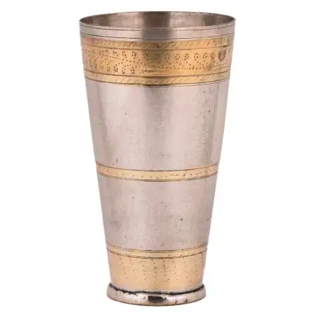 Vaso de latón dorado y plateado hecho a mano, vaso decorativo de vidrio Lassi de bronce único, NGL-384 de diseño a la moda