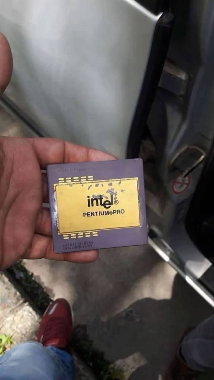 Ceramic CPU Scrap