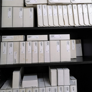 3DM455.60-2 B & Rデジタル入力/出力真新しい廃止されたストックマシンコントロールスペアパーツクリアリングタイ - Product Image 1