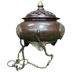 Pirinç asılı tütsü brülör ile karmaşık Jaali kapak antika bitmiş Censer kullanım tapınaklar ev Yoga Spa iyi fiyatlarla