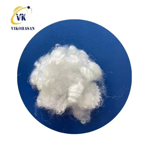 Fibre discontinue de polyester siliconée creuse de 100% flocons de PET Top bonne qualité usine du Vietnam pour le rembourrage