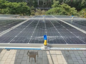 太阳能花园洒水器，带100洒水板自动灌溉，在此范围内最佳和高级产品
