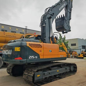 21.5TON çok yönlü Hyundai R215LC-9 kullanılmış ekskavatör zorlu iş siteleri için anında kullanıma hazır sağlam tasarım