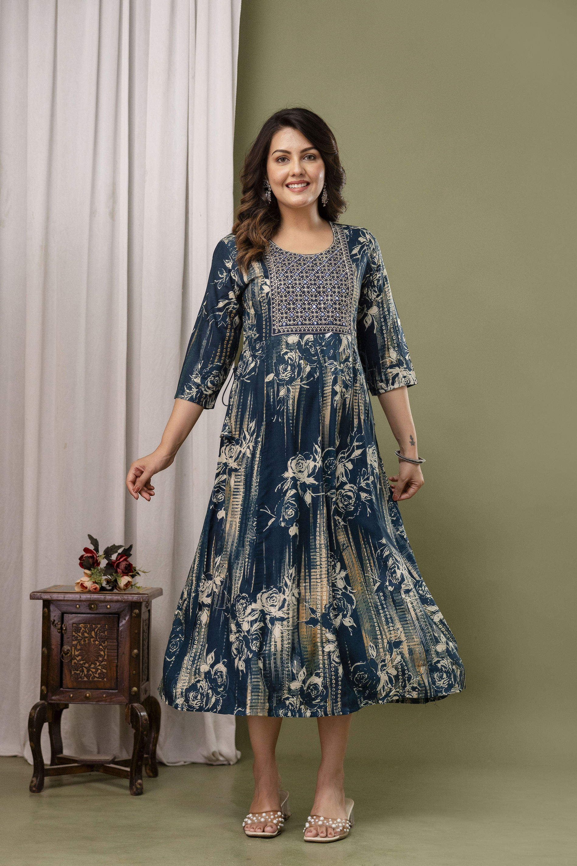 เช่นเดียวกับภาพ