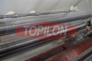 LLDPE fabrika fiyat yüksek kalite yumuşak plastik Film <span class=keywords><strong>15</strong></span> Mic 50 <span class=keywords><strong>CM</strong></span> 205 <span class=keywords><strong>M</strong></span> 1.65 KG streç Film sarma ürün kapsama