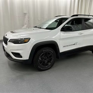 かなり使用された2022ジープチェロキーX 4WD - Product Image 1