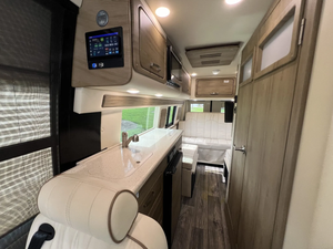 2021 2022 2023 2024 kullanılan 2024 Midwest tasarım sınıf B RV PASSAGE 170STD RV kamp karavan - Product Image 4