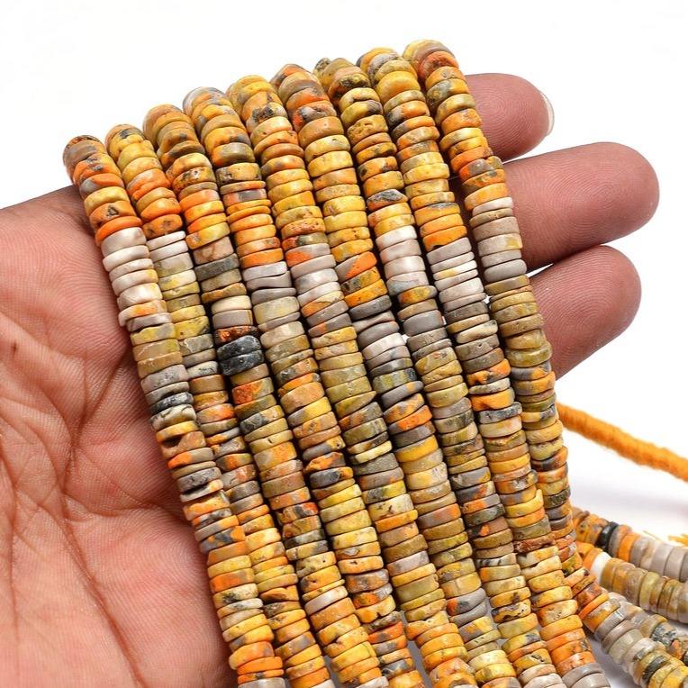 สีเหลือง