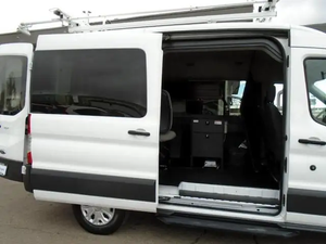 2022 Ford Transit-150 T-150 130 MED çatı XLT sürgülü RH DR Mini kullanılan kamyon 8L benzin manuel şanzıman Left sol el koyu Aspire - Product Image 4