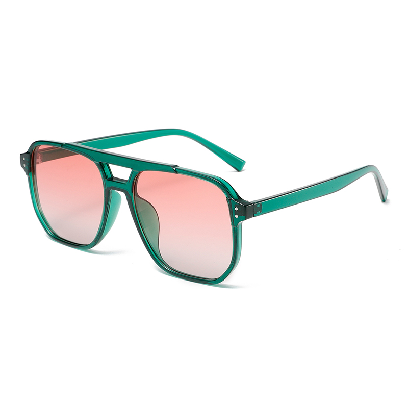 C8 : Dégradé vert/rose