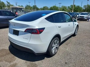 2023 Teslla Model Y Long Range