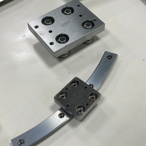Los anillos laminados de riel lineal curvo son una solución rentable para aplicaciones de grado comercial que requieren guía circular - Product Image 1