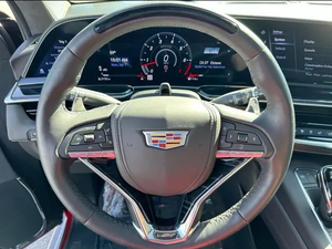 2024使用C.a.d.i.l.l.a.c E.s.c.a.l.a.d.e VシリーズプレミアムSUV、左手ドライブ、優れた状態 - Product Image 4